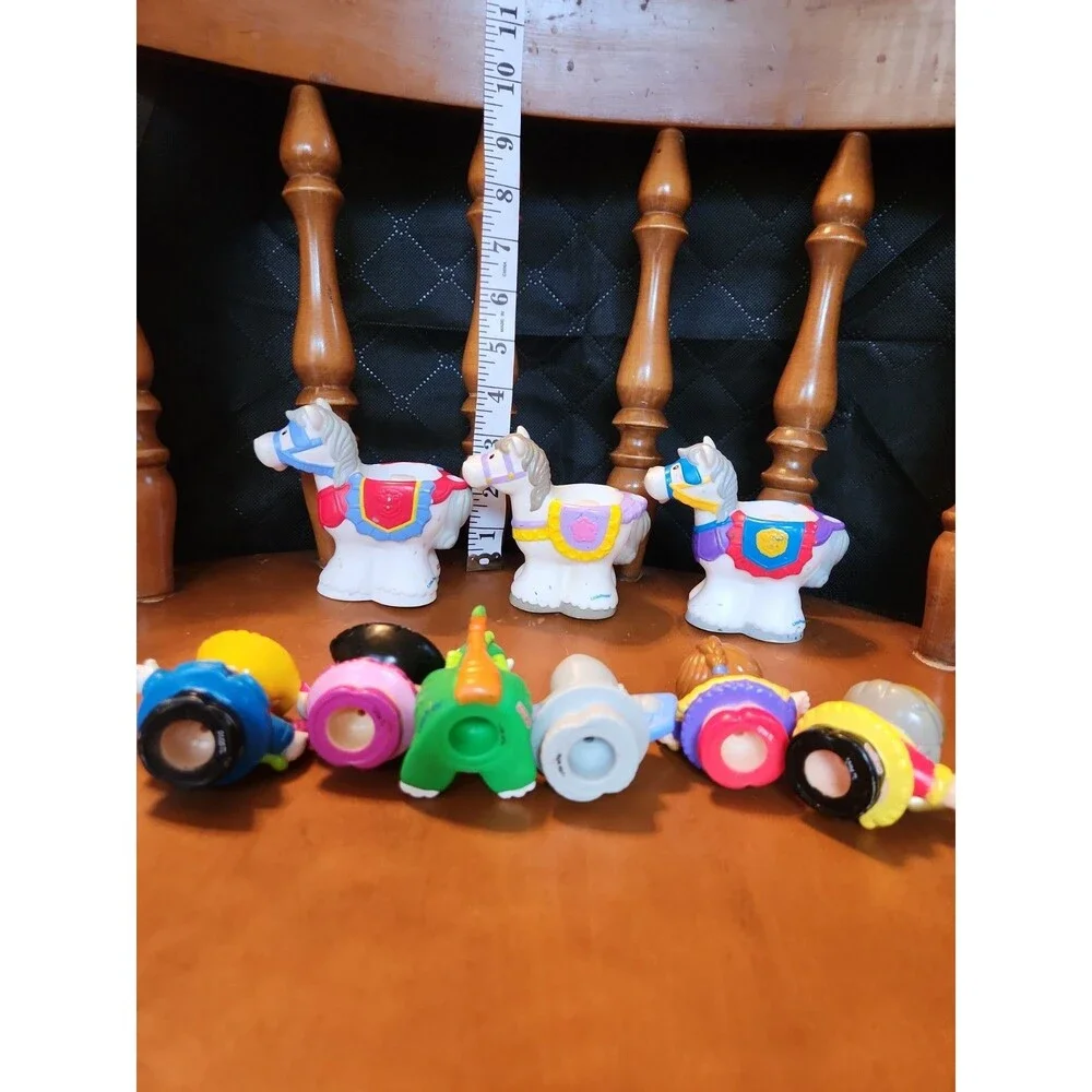 2003 Fisher-Price Little People, “Lil' Kingdom Palace